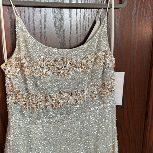 Mac Duggal NWT Champagne Ivory Tiered Sequin Embellished Midi Dress Sz 8 #10883 - Picture 7 of 14